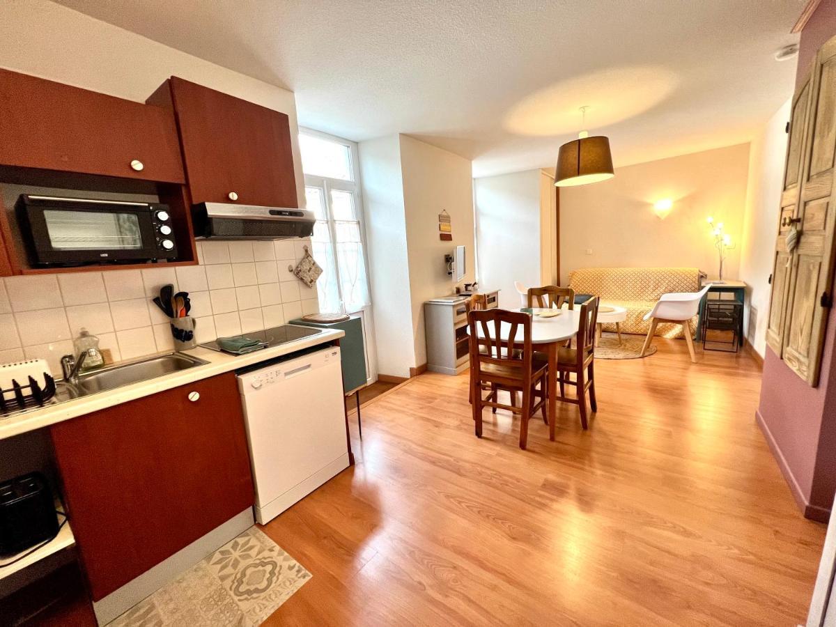 Tres Bel Appartement En Plein Centre-Ville Bagnères-de-Bigorre Extérieur photo